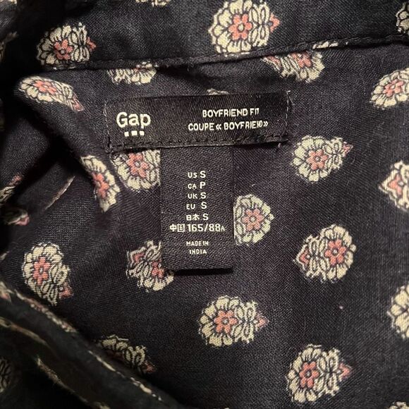 Gap Women's Navy Floral Roll Tab Sleeve Boyfriend Ft Button-Up Shirt Small - Picture 9 of 10